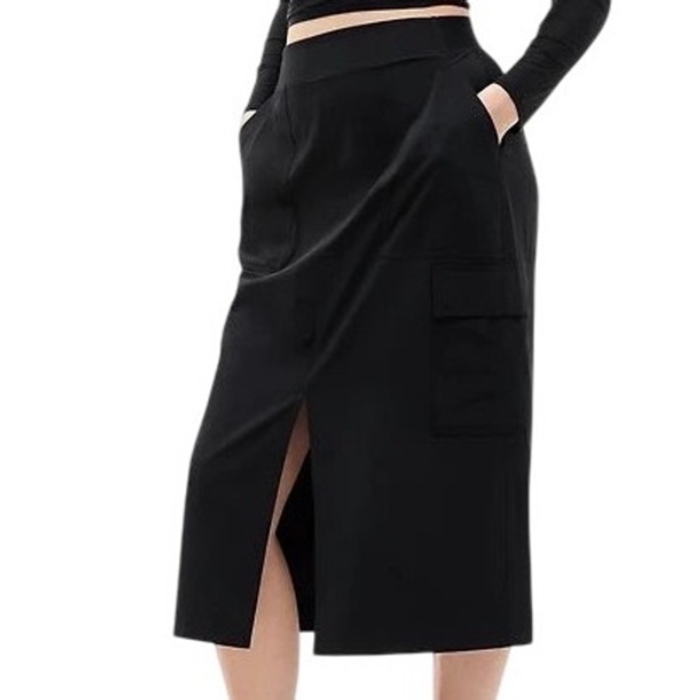 Athleta Brooklyn Heights High Rise Cargo Midi Skirt Black Size 16 Activewear